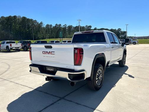 Summit White 2026 GMC Sierra 2500 SLT