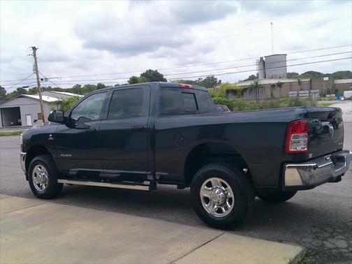 2021 RAM 2500 Tradesman Crew Cab 4x4 6'4' Box
