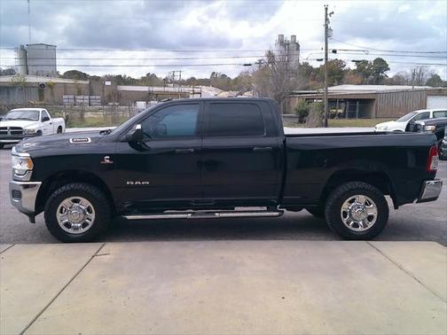 2021 RAM 2500 Tradesman Crew Cab 4x4 6'4' Box