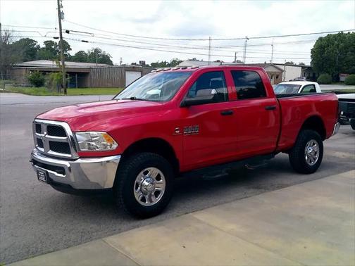 2018 RAM 2500 Tradesman Crew Cab 4x4 6'4' Box