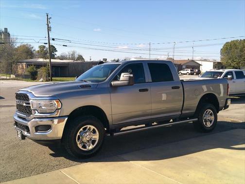 2023 RAM 2500 Tradesman Crew Cab 4x4 6'4' Box