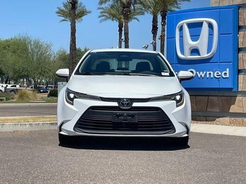 Ice 2023 Toyota Corolla LE