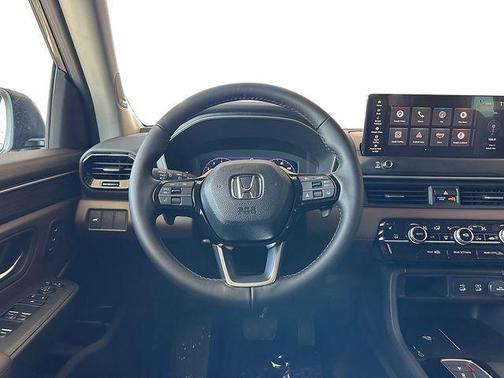 Platinum White Pearl 2026 Honda Pilot Touring