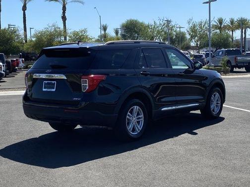 Agate Black Metallic 2023 Ford Explorer XLT