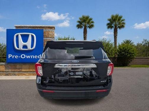 Agate Black Metallic 2023 Ford Explorer XLT