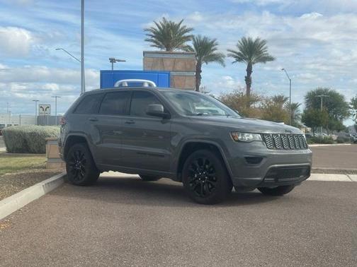 2019 Jeep Grand Cherokee Altitude