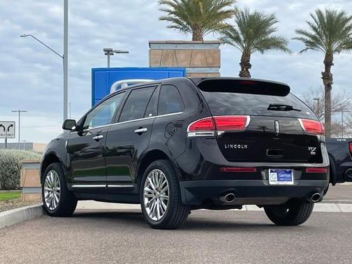 2015 Lincoln MKX Base