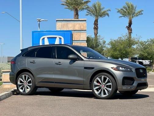 2019 Jaguar F-PACE S