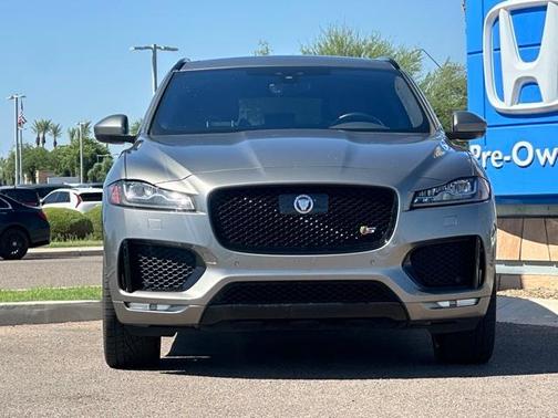 2019 Jaguar F-PACE S