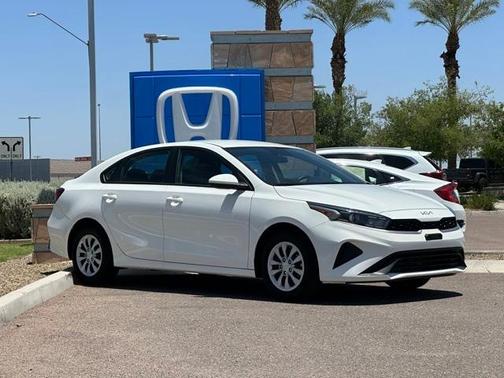 2024 Kia Forte LX