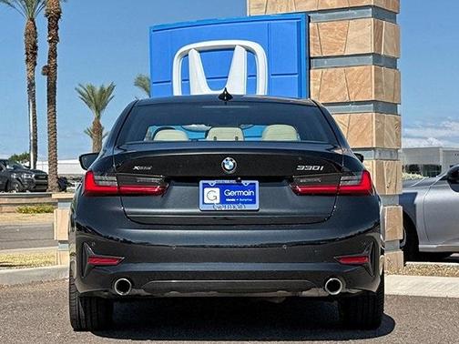 2021 BMW 330 i xDrive
