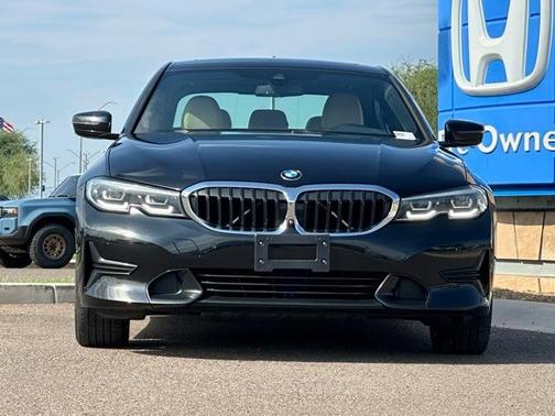 2021 BMW 330 i xDrive