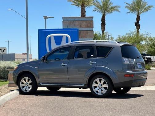 2009 Mitsubishi Outlander SE