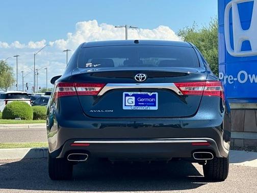 2018 Toyota Avalon XLE