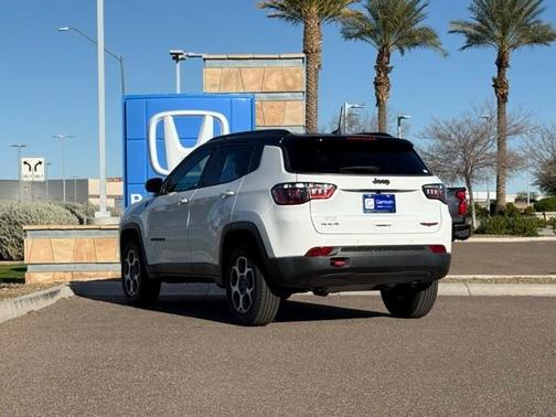 2022 Jeep Compass Trailhawk