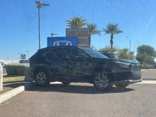 2024 Toyota RAV4 Hybrid XLE Premium