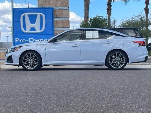 Gray Sky Pearl 2023 Nissan Altima 2.0 SR