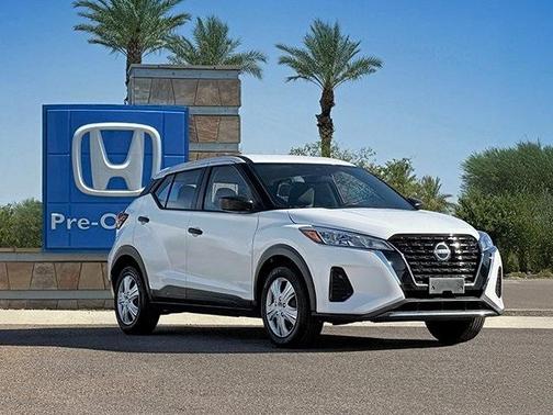 2022 Nissan Kicks S