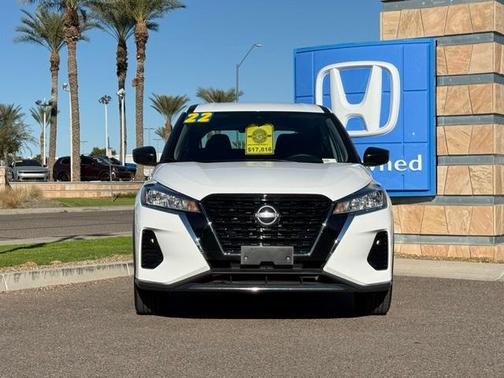 2022 Nissan Kicks S