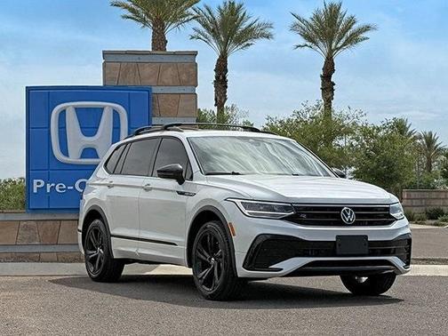 2024 Volkswagen Tiguan 2.0T SE R-Line Black
