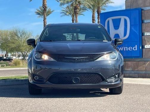 2019 Chrysler Pacifica Touring Plus