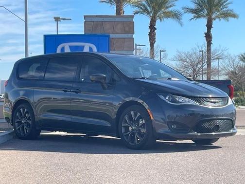 2019 Chrysler Pacifica Touring Plus