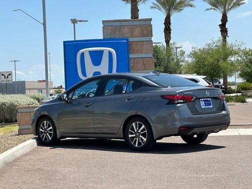 2021 Nissan Versa 1.6 SV