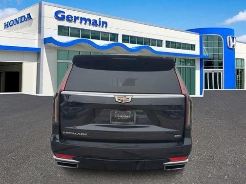 2022 Cadillac Escalade ESV Premium Luxury