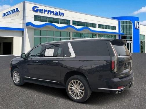 2022 Cadillac Escalade ESV Premium Luxury