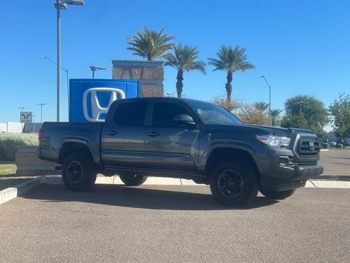 2022 Toyota Tacoma SR