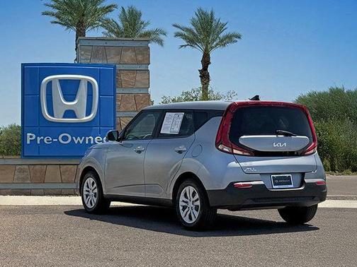 Steel Gray 2022 Kia Soul LX