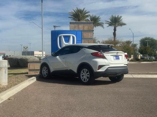 2019 Toyota C-HR LE