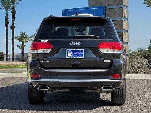 2021 Jeep Grand Cherokee Summit