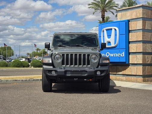 Sting Gray Clearcoat 2023 Jeep Wrangler Sport