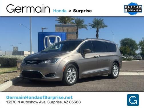 2017 Chrysler Pacifica Touring-L Plus