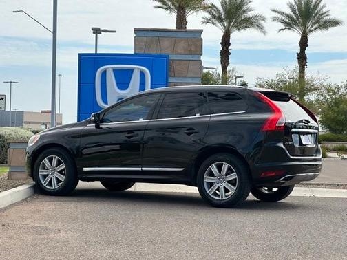2017 Volvo XC60 T5 Inscription