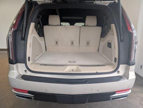 2024 Cadillac Escalade ESV Premium Luxury