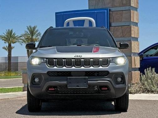 2023 Jeep Compass Trailhawk