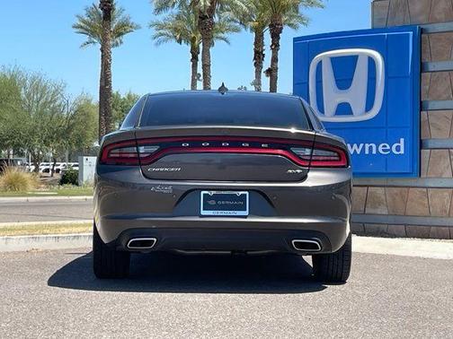 Granite Crystal Clearcoat Metallic 2017 Dodge Charger SXT
