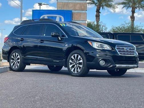Crystal Black Silica 2017 Subaru Outback 3.6R Limited