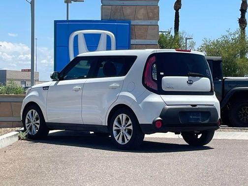Clear White 2015 Kia Soul +