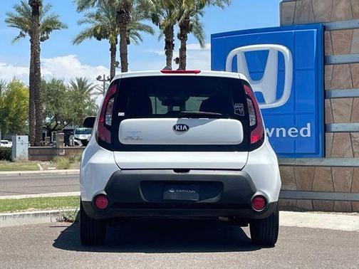 Clear White 2015 Kia Soul +
