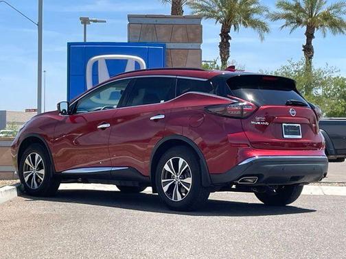 Red 2020 Nissan Murano SV