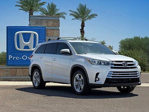 Blizzard Pearl 2019 Toyota Highlander Limited
