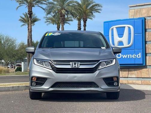 Lunar Silver Metallic 2019 Honda Odyssey EX-L