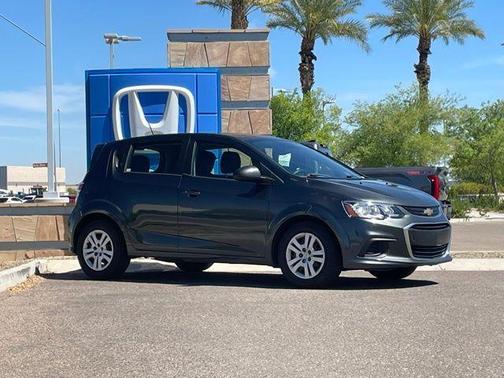 Nightfall Gray Metallic 2020 Chevrolet Sonic LT