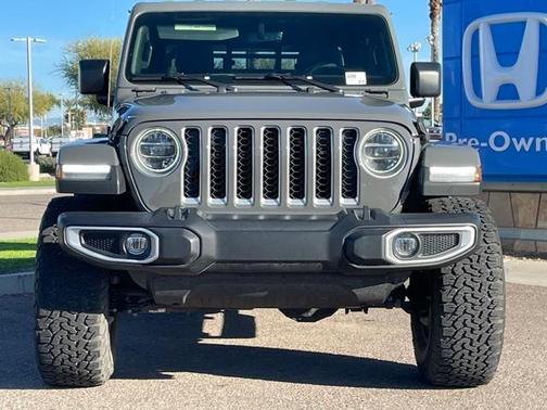 2021 Jeep Gladiator Overland