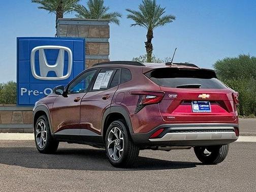 2024 Chevrolet Trax LT