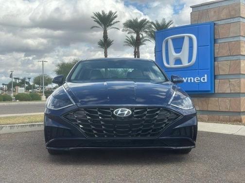 2022 Hyundai SONATA Limited
