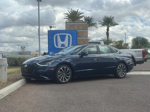 2022 Hyundai SONATA Limited